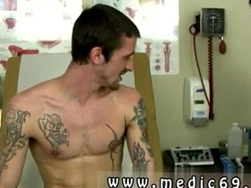 亚裔美国男同性恋色情明星全片 他感觉自己的男根 www asian gay sex videos