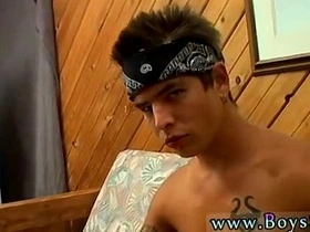 亚洲少年与成熟青年男同色情 我最爱的一件事是... asian dads gay sex videos