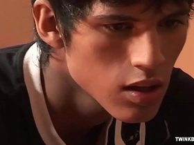 拉丁小鲜肉Johny和Andi狂操 asian gay master jenny sex videos