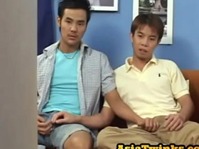 日本嫩鸭吹箫后无套后入式 asian gay bottom sex videos