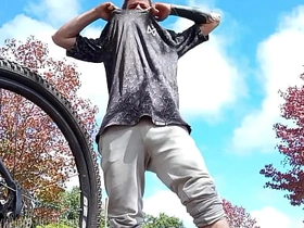 骑单车让我鸡儿梆硬 asian gay doctor sex videos