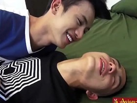 亚洲美少年-MOSS与TAEH-水中嬉戏 asian hot romantic gay sex videos