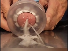 大弯屌白男vs透明玩具合辑——精液狂喷 asian gay sex videos this video