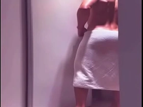 在淋浴间撞见醉酒好友帮他发泄郁闷 asian gay telugu sex videos