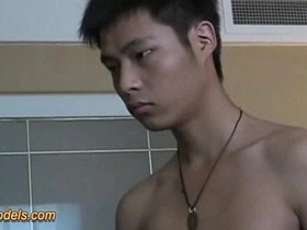 可爱光滑亚洲少年打飞机 gay sex videos group asian