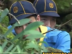 瘦亚裔侦查员口交后享受野战 asian girls gay sex videos