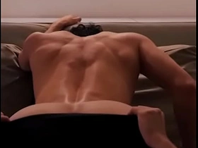 单身派对后，男友无套干我，最后射进我屁眼 x master asian gay seducing sex videos