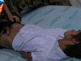 学生仔与军装嫩男下流嬉戏 asian hot romantic gay sex videos