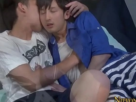 亚洲嫩妹撸鸡巴 gay asian man sex videos