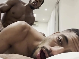 大鸡巴干得我欲仙欲死 asian transgender gay sex videos