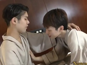 亚裔给同性小受口交 gay sex asian hot videos