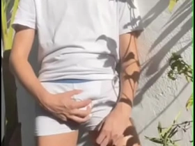 伪娘自尿 弄湿白内裤 男性失禁play asian school gay sex videos