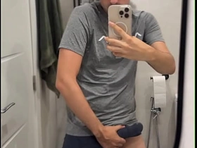 双性恋小伙炫耀大鸡巴并射出一大坨 south asian gay sex videos tumblr