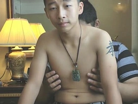 大鸡巴男孩打飞机 asian gay sex videos xvideos2