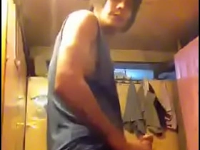 亚裔打飞机 asian gay daddy and son sex videos