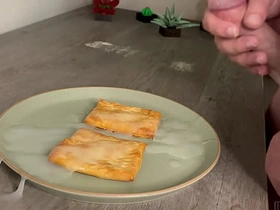 奶牛公牛自产六发浓精浇灌早餐 asian guys gay sex videos