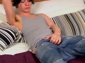 HomoEmo：情绪摇滚骚货桑迪·詹金斯在床上撸硬屌 sourav singh asian gay sex videos