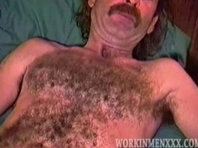 熟男拜伦打飞机 sex videos gay boy asian