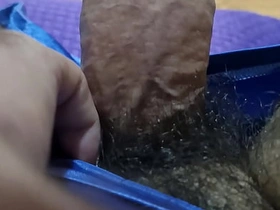 毛茸茸的骚货打飞机。跟我一起来！ best asian gay boy sex videos