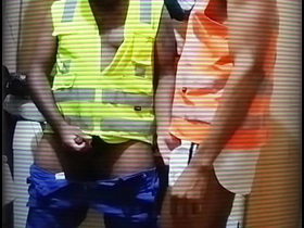 用假阳具玩工人的屁眼 small asian school gay sex videos