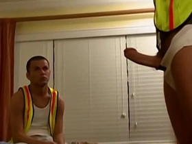 老爹性档案: 菜鸟Felix Andrews的紧穴吞下Richie Sabatini和Andrew Justice的肥屌 china asian gay sex porn videos