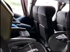 公交上发骚被偷拍 众人围观录像 asian group gay sex videos