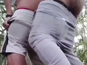 在隐秘公园小径上被爆菊 gay sex videos monster dick asian