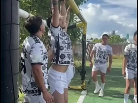 足球队借着酒劲和汗水开始互相操屁眼 gay sex videos asian china