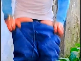 可爱伪娘户外玩乐和撒尿合集 gay asian men sex videos