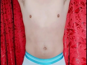 操，内裤里的鸡巴真带劲 asian erotic gay sex videos