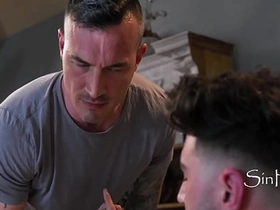 蒙眼男以为是他女友在口交...其实是基佬同事偷拍的全过程 asian gay sex videos most viewed