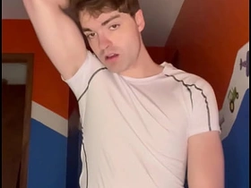 非法入室顺便爆操这个小骚货的屁眼 asian sourav singh gay sex videos