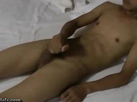 亚洲大屌男孩自慰 asian mature gay sex videos