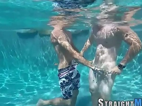 直男亚裔骑鸡巴 asian homemade gay sex videos