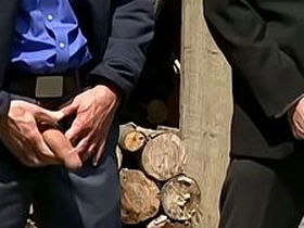 老爹性爱档案：熟男大卫·安东尼与特洛伊·丹尼尔斯户外狂操爆肛 gay sex videos best asian