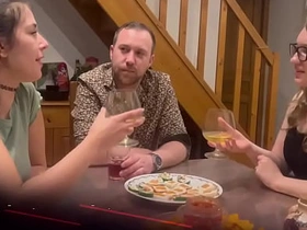 法国女装大佬调教记：双女王虐哭贱奴 asian gay big cock sex videos