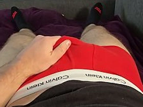肌肉老爹睡前在毛胸上打飞机 PhantomGentX同志自嗨 asian hd gay sex videos