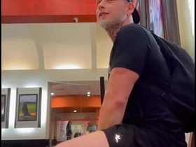 商场厕所被大雕少年内射 精液灌满嘴 asian gay men hunk sex videos