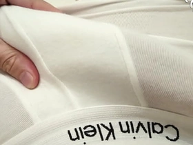 [羞辱&尿尿] 法国佬把你变成骚货并在你逼里撒尿！ asian gay boys sex videos asiangaysite