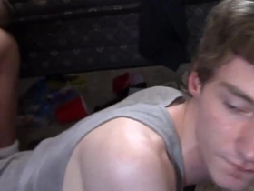 滑进去舔肛 asian gay story sex videos