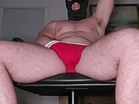 PhantomGentX穿红色Calvin Klein内裤 throne load!肌肉猛男撸出超硬巨量精液 xxx asian gay sex videos download