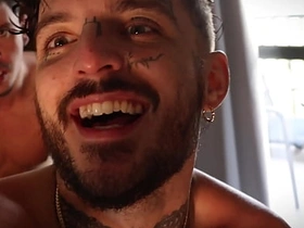 摄影师和BLEWVY疯狂激烈性交 两个变态啥都玩直到射爆！完整版32分钟在RED asian outdoor gay sex videos