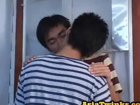 瘦亚裔69后传教士体位无套被操 aahil ibrani asian gay sex videos