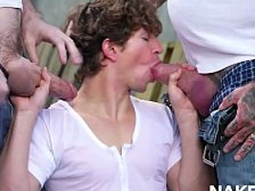 Greyson Myles和Eddie Patrick户外群交 asian cute gay sex videos