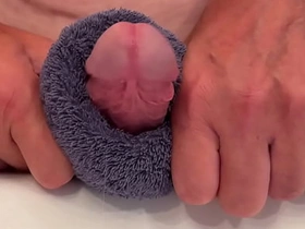 我自慰到射精28 hot asian boys gay sex videos